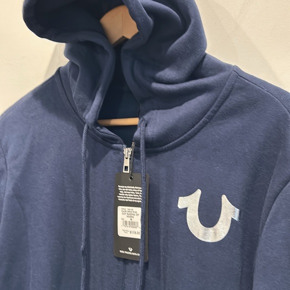 NEW True Religion Men’s Zip Up Hoodie - Picture 2 of 5